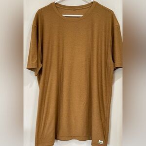 Vuori Tee- Men’s XXL- EUC